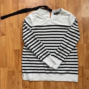 Banana Republic striped sweater size M